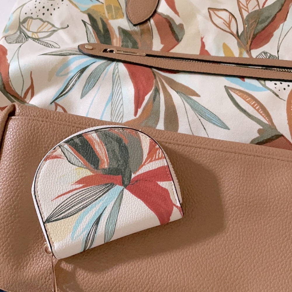 Darling tote and matching wallet - Picture 4 of 4